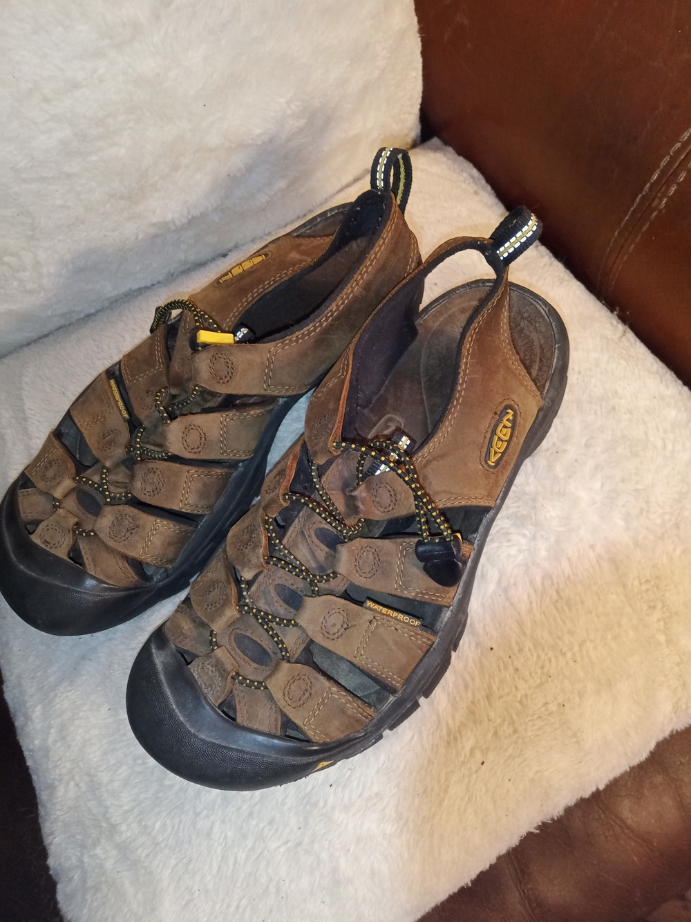 Keen Brown and Black Men's Sandals